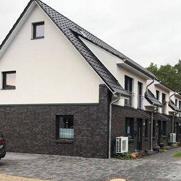 K&K Immobilien-Service UG & Co.KG in Lehrte, Drei Reihenhäuser in Burgdorf